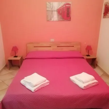 Oda ve Kahvaltı Bella Calasetta